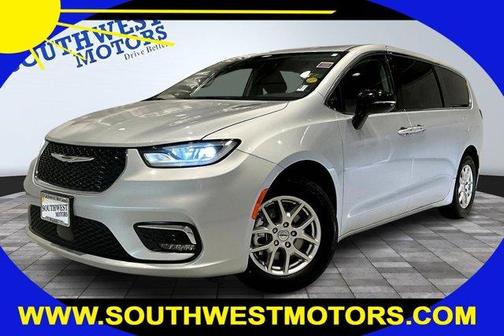 2024 Chrysler Pacifica Touring-L