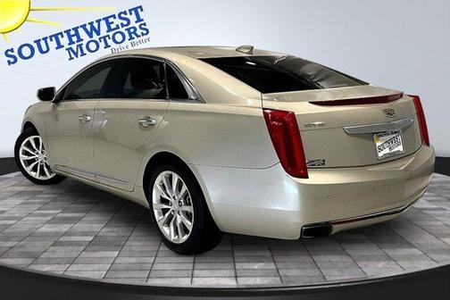 Silver Coast Metallic 2016 Cadillac XTS Luxury
