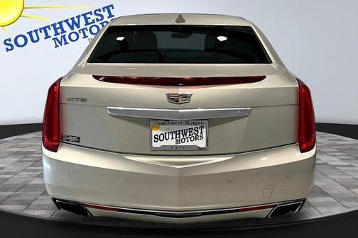 Silver Coast Metallic 2016 Cadillac XTS Luxury