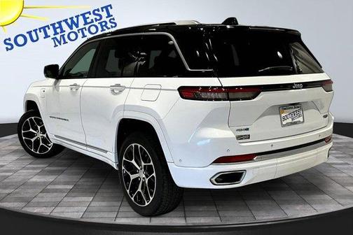 Bright White Clearcoat 2022 Jeep Grand Cherokee 4xe Summit