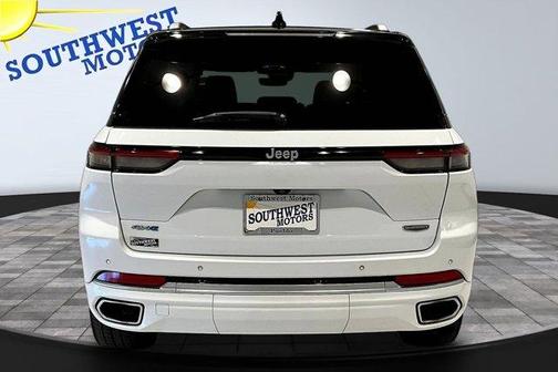 Bright White Clearcoat 2022 Jeep Grand Cherokee 4xe Summit