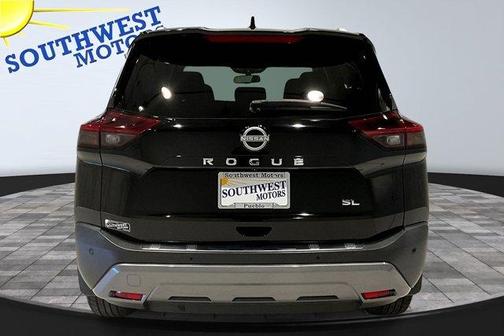 2022 Nissan Rogue SL