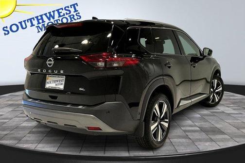 2022 Nissan Rogue SL