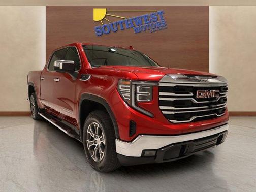 2024 GMC Sierra 1500 SLT