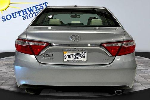 2016 Toyota Camry XLE