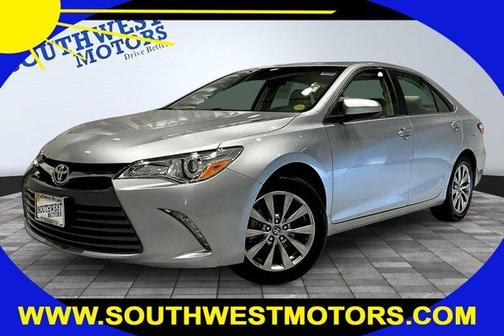 2016 Toyota Camry XLE