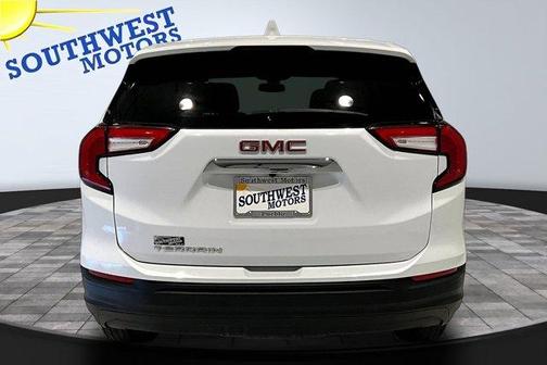 Summit White 2024 GMC Terrain SLE