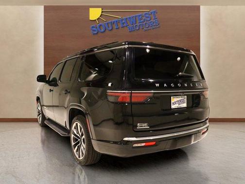 2023 Jeep Wagoneer Series II