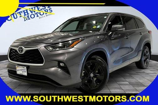 Gray 2021 Toyota Highlander LE