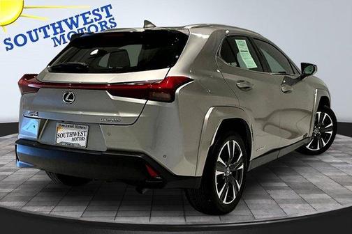 2022 Lexus UX 250h Base