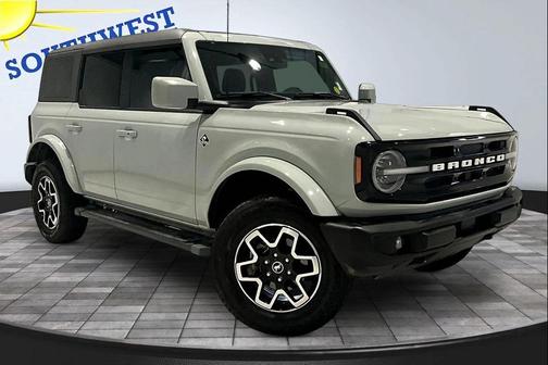 Cactus Gray 2023 Ford Bronco Outer Banks