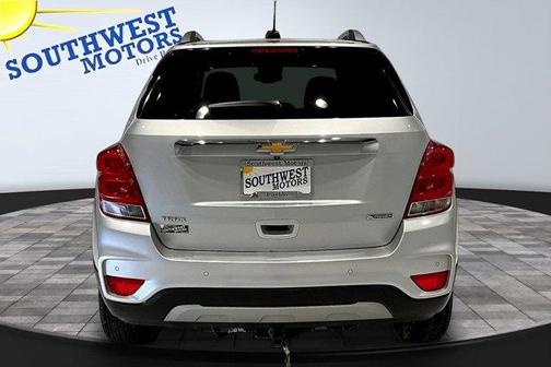 Silver Ice Metallic 2017 Chevrolet Trax Premier