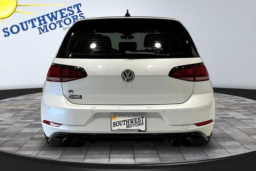Oryx White Pearl Effect 2019 Volkswagen Golf R 2.0T w/DCC & Navigation