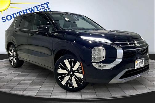 Alloy Silver Metallic 2025 Mitsubishi Outlander SE S-AWC