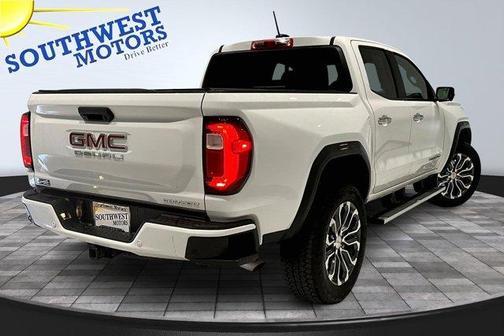 2023 GMC Canyon Denali