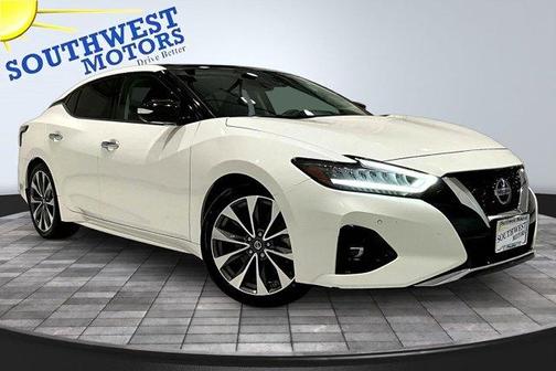 White 2019 Nissan Maxima 3.5 Platinum