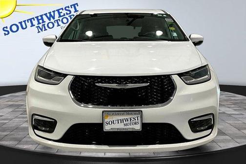 Bright White Clearcoat 2023 Chrysler Pacifica Touring-L