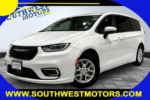 Bright White Clearcoat 2023 Chrysler Pacifica Touring-L
