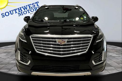 Stellar Black Metallic 2019 Cadillac XT5 Platinum