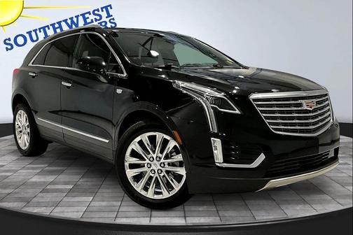 Stellar Black Metallic 2019 Cadillac XT5 Platinum
