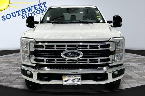 2024 Ford F-350 XLT