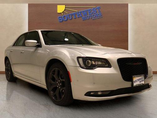 2023 Chrysler 300 S