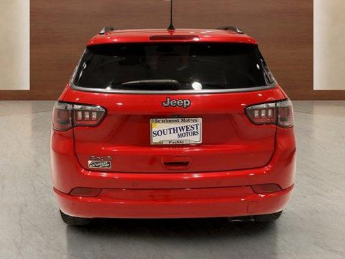 2022 Jeep Compass (RED) Edition