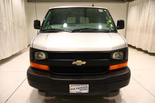 2016 Chevrolet Express 2500 LS
