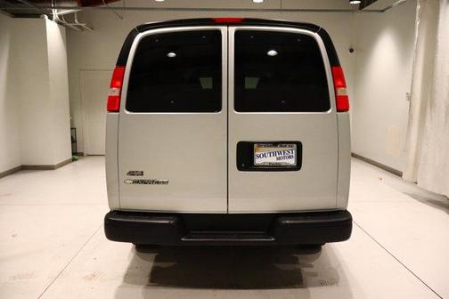 2016 Chevrolet Express 2500 LS