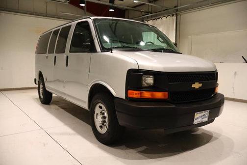 2016 Chevrolet Express 2500 LS