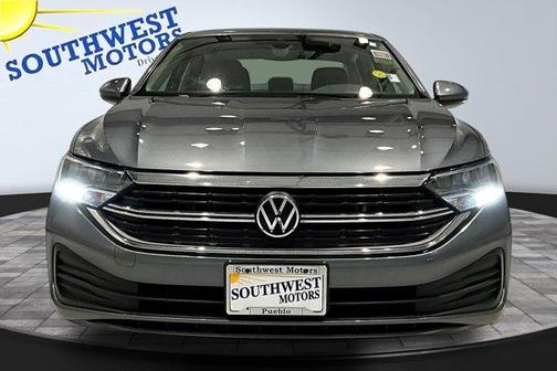 Platinum Gray Metallic 2023 Volkswagen Jetta 1.5T SE