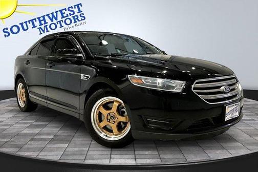 2018 Ford Taurus SEL