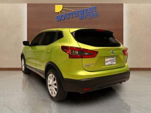 2020 Nissan Rogue Sport S