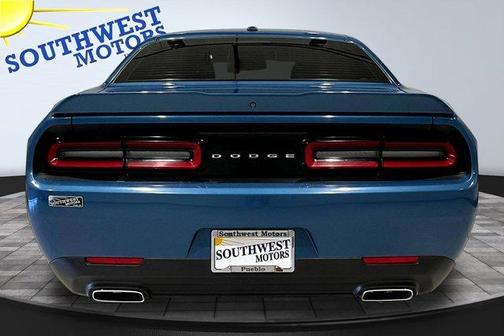 2022 Dodge Challenger SXT