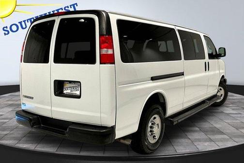 2023 Chevrolet Express 3500 LS