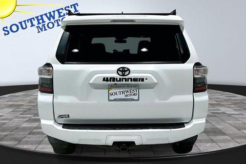 2018 Toyota 4Runner SR5