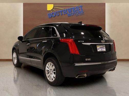 2018 Cadillac XT5 Base