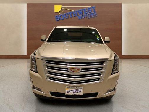 2016 Cadillac Escalade Platinum