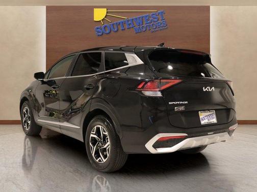 2024 Kia Sportage LX