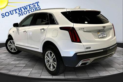 White 2023 Cadillac XT5 Premium Luxury