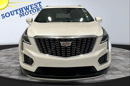 Crystal White Tricoat 2024 Cadillac XT5 Premium Luxury