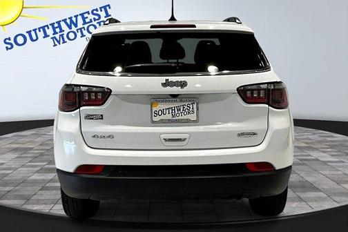 2023 Jeep Compass Latitude Lux