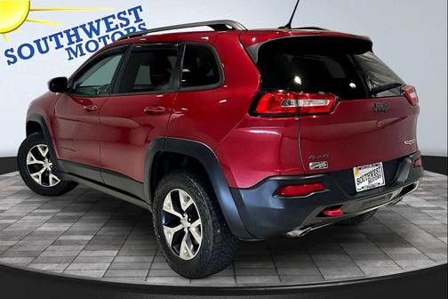 Deep Cherry Red Crystal Pearlcoat 2015 Jeep Cherokee Trailhawk