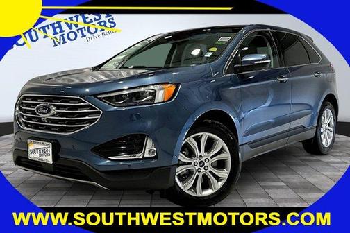 Blue 2019 Ford Edge Titanium