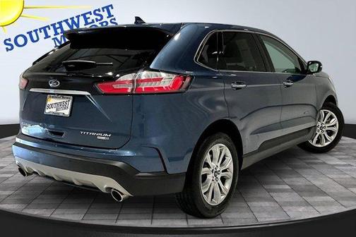 Blue 2019 Ford Edge Titanium