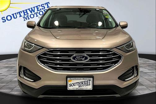 Desert Gold Metallic 2021 Ford Edge SEL