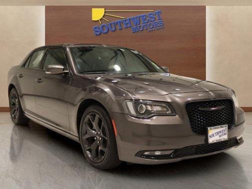 2022 Chrysler 300 S