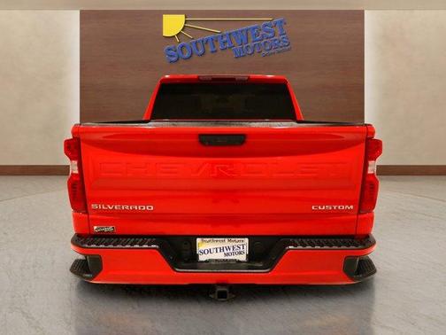 2024 Chevrolet Silverado 1500 Custom