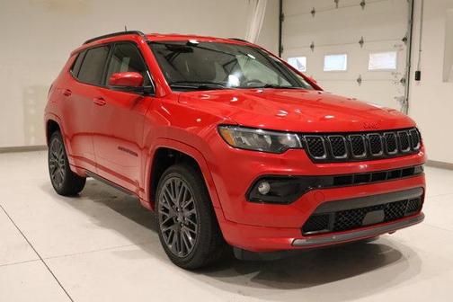 2023 Jeep Compass (RED) Edition