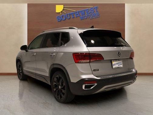 2022 Volkswagen Taos 1.5T SE